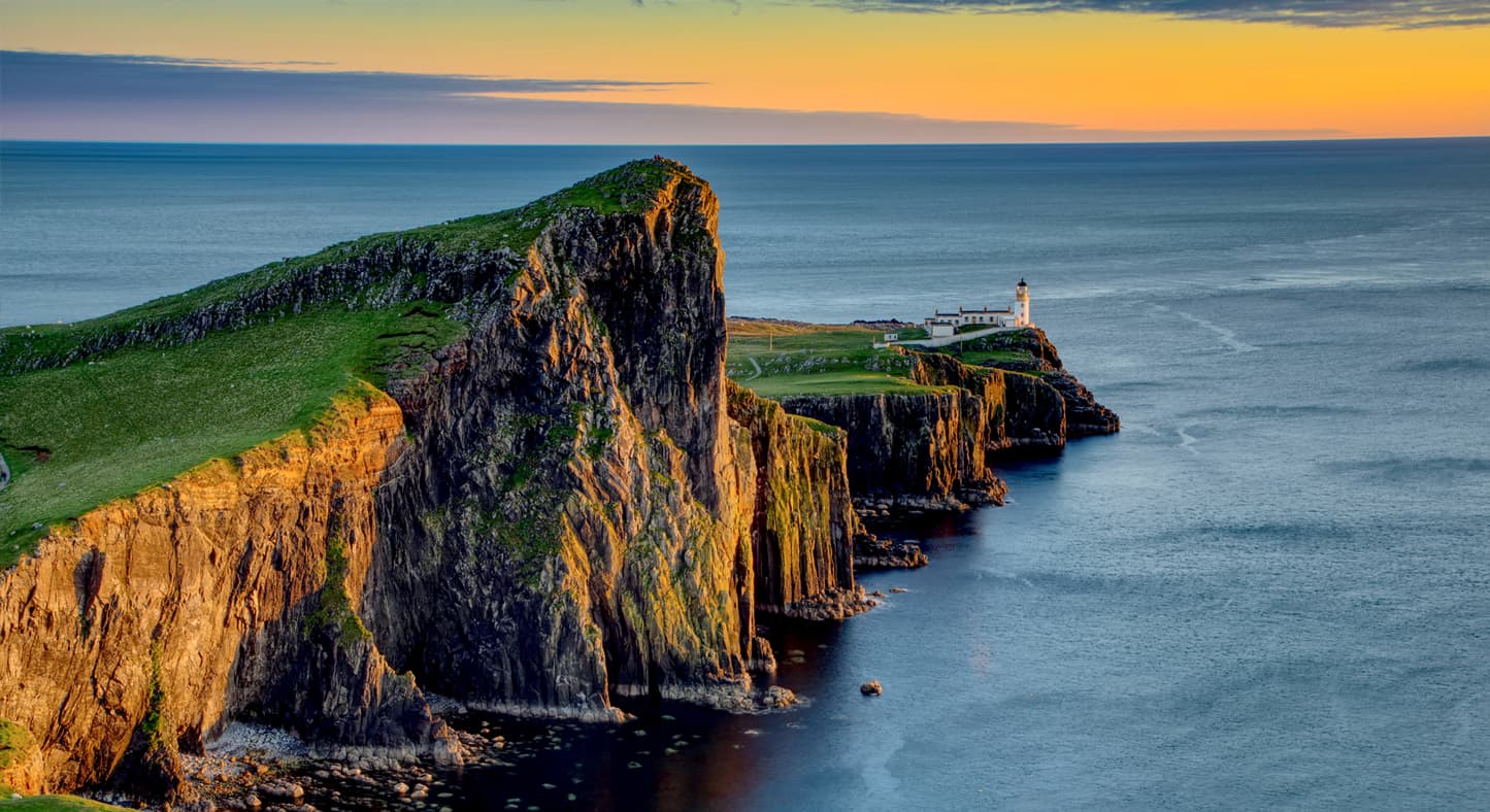 A Lighthouse on a cliff in Scotland, representing Zero Waste Scotland as the Lighthouse for the Circular Economy